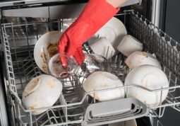 علت لک شدن ظروف در ماشین ظرفشویی